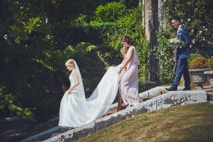 relaxed wedding photography at Ugbrooke House in Devon
