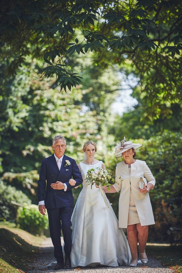 relaxed wedding photography at Anran in Devon