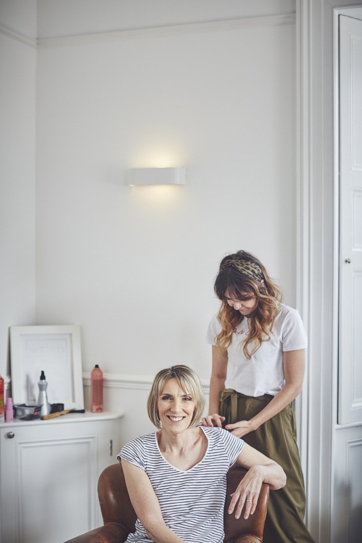relaxed wedding photography at tunnels beaches in Devon