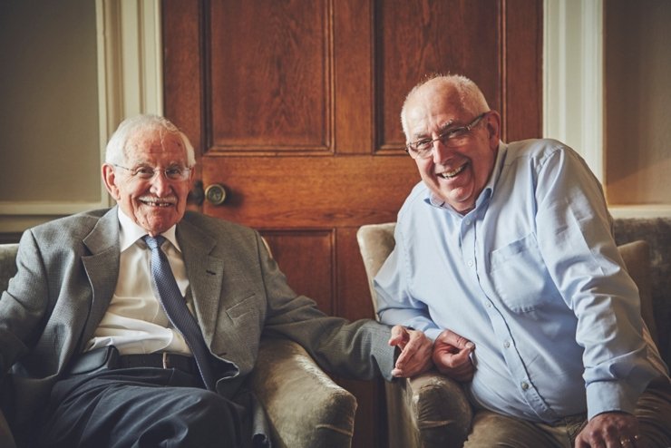 bride getting ready at Rockbeare Manor wedding Devon