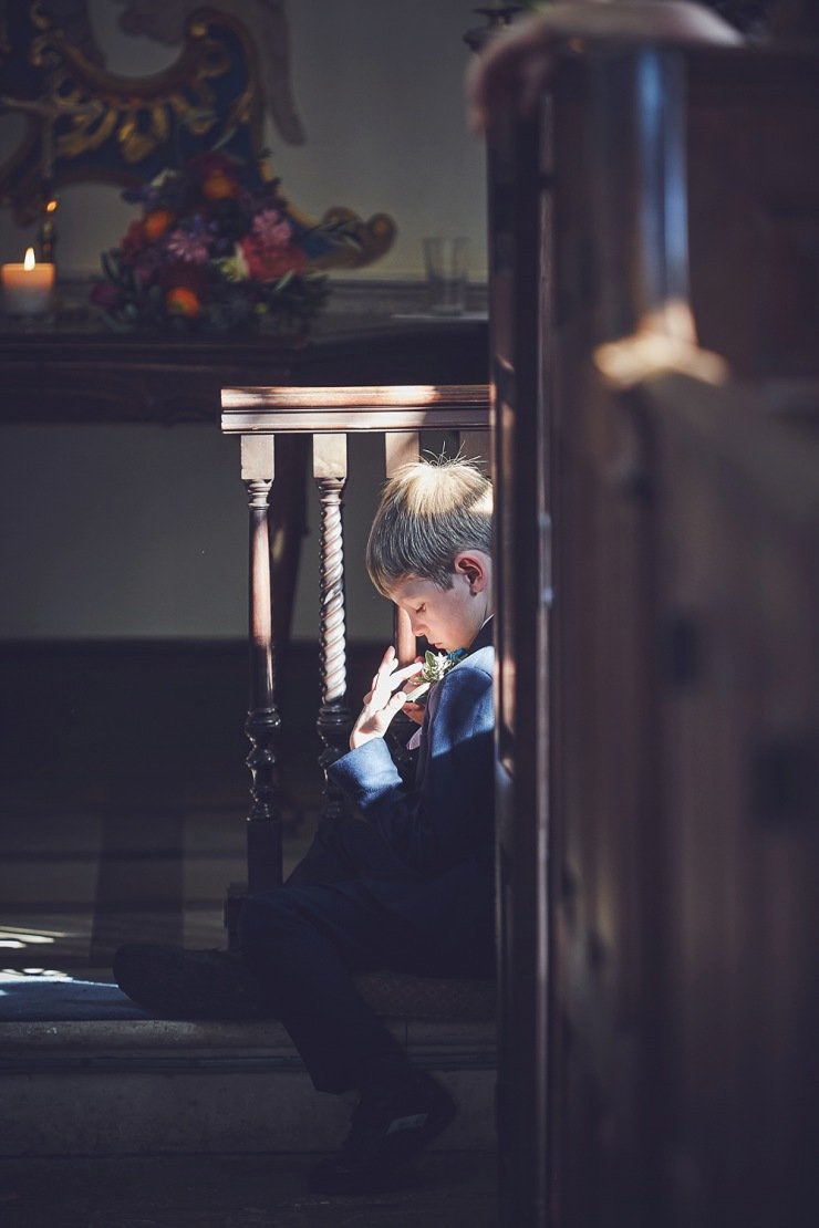 relaxed wedding photography Babington House Somerset