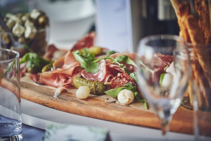 Wedding photography at The Corn Barn devon
